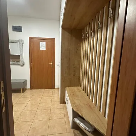 Apartmanhotel флора 213б Borovec