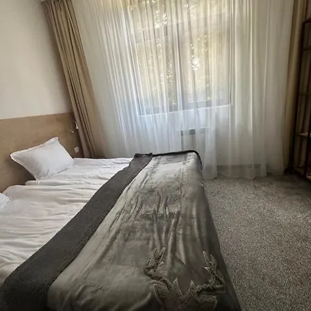флора 213б Apartmanhotel